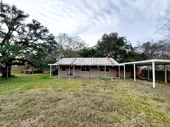 3rd image of 2613 Belle Place Olivier Rd