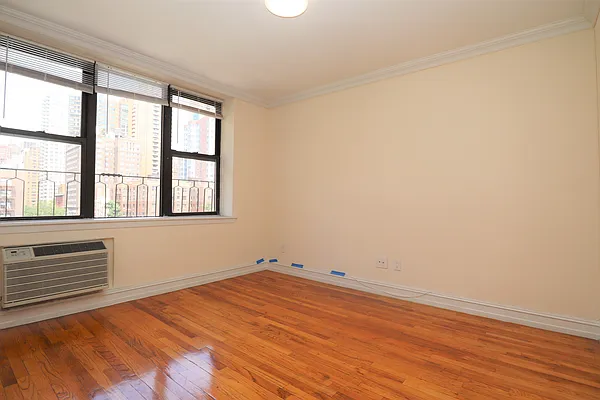 Rented by Corcoran | media 6