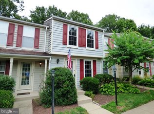 1659 Fieldthorn Dr, Reston, VA 20194