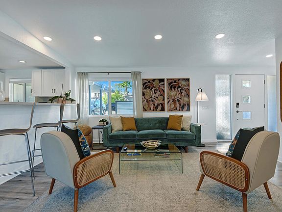3rd image of 45468 Panorama Dr