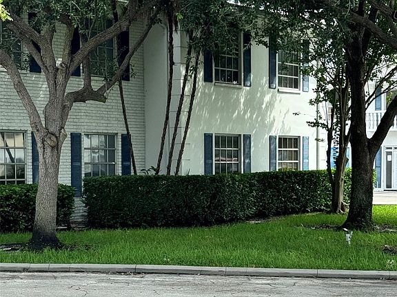 2nd image of 2171 NE 66th Street #801