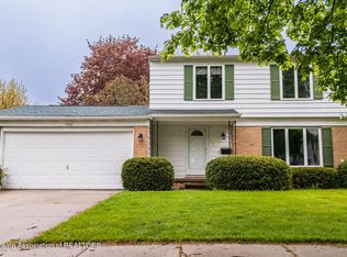 1520 N Fairview Ave, Lansing, MI 48912
