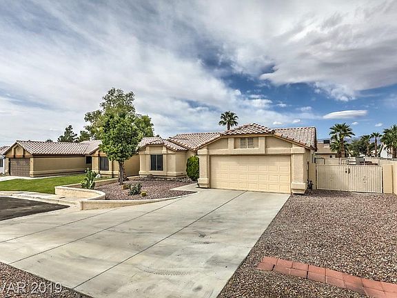 3rd image of 5041 Diamond Beach Ct