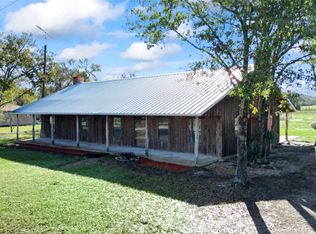 36 Pierce Rd, Huntsville, TX 77320