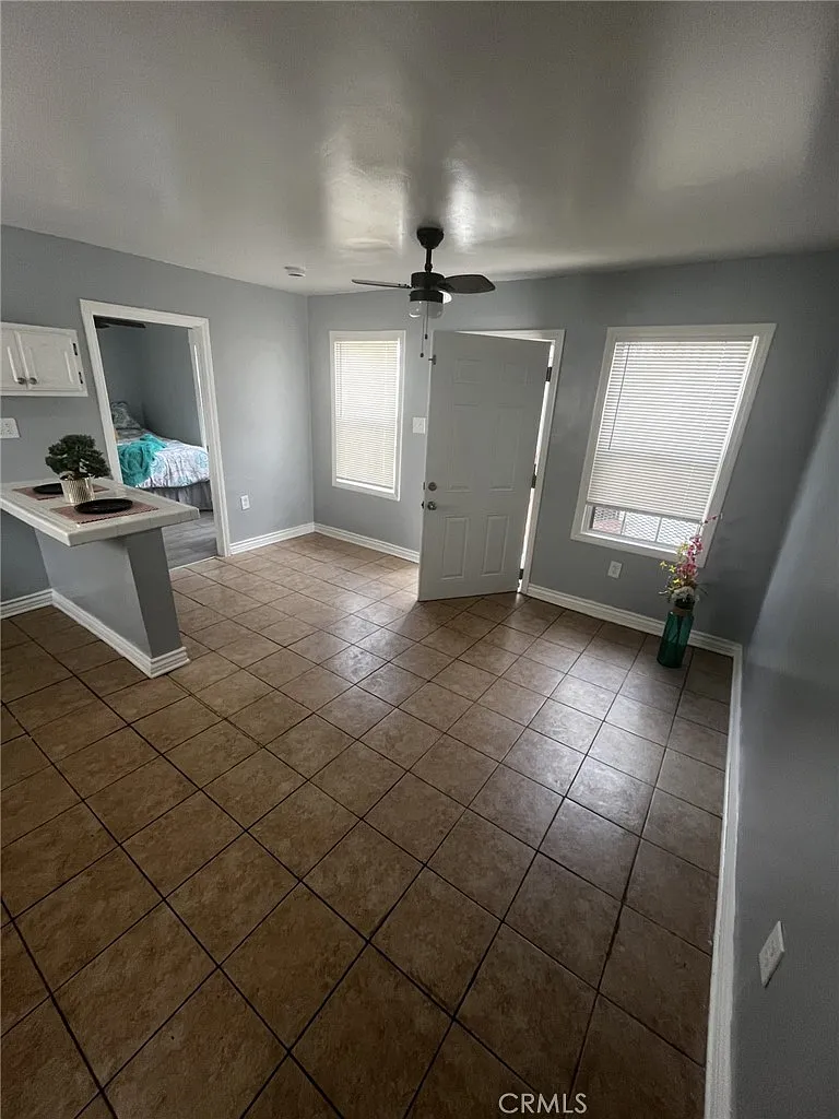 1 bed, 550 sqft, $1,850 — Photo 2