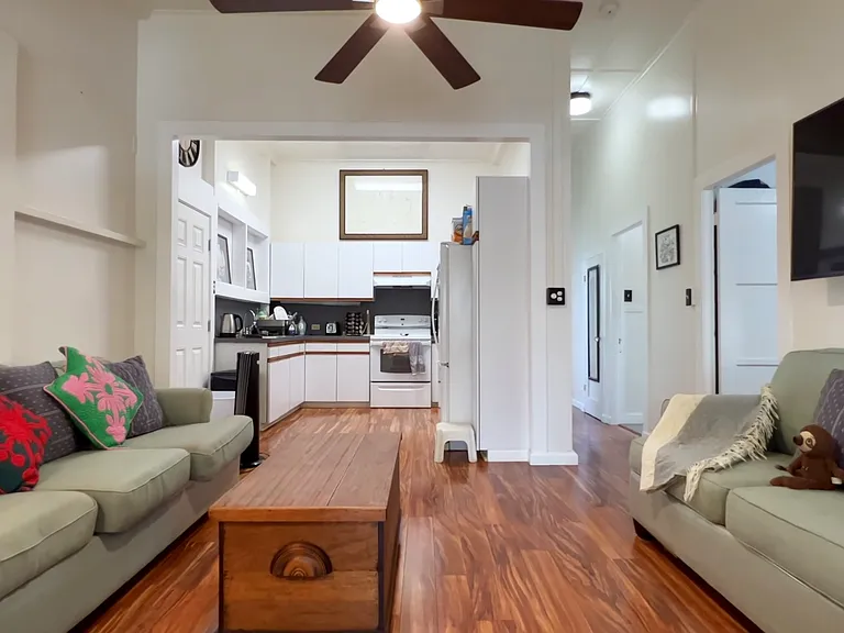 Palua St — Photo 10