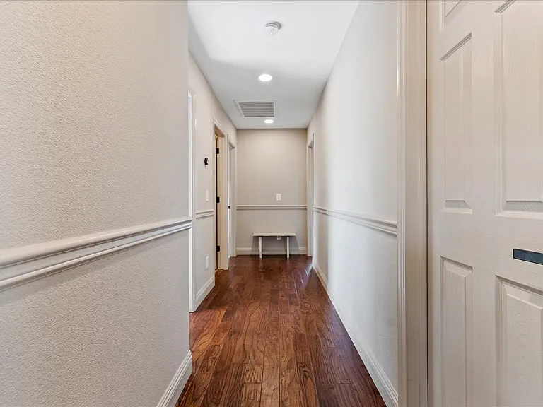 10956 Stags Leap Ct — Photo 37