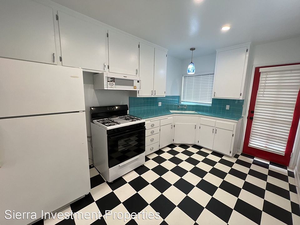 1st image of 4056 Edenhurst Ave