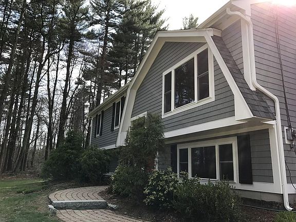 2nd image of 24 Barstow St