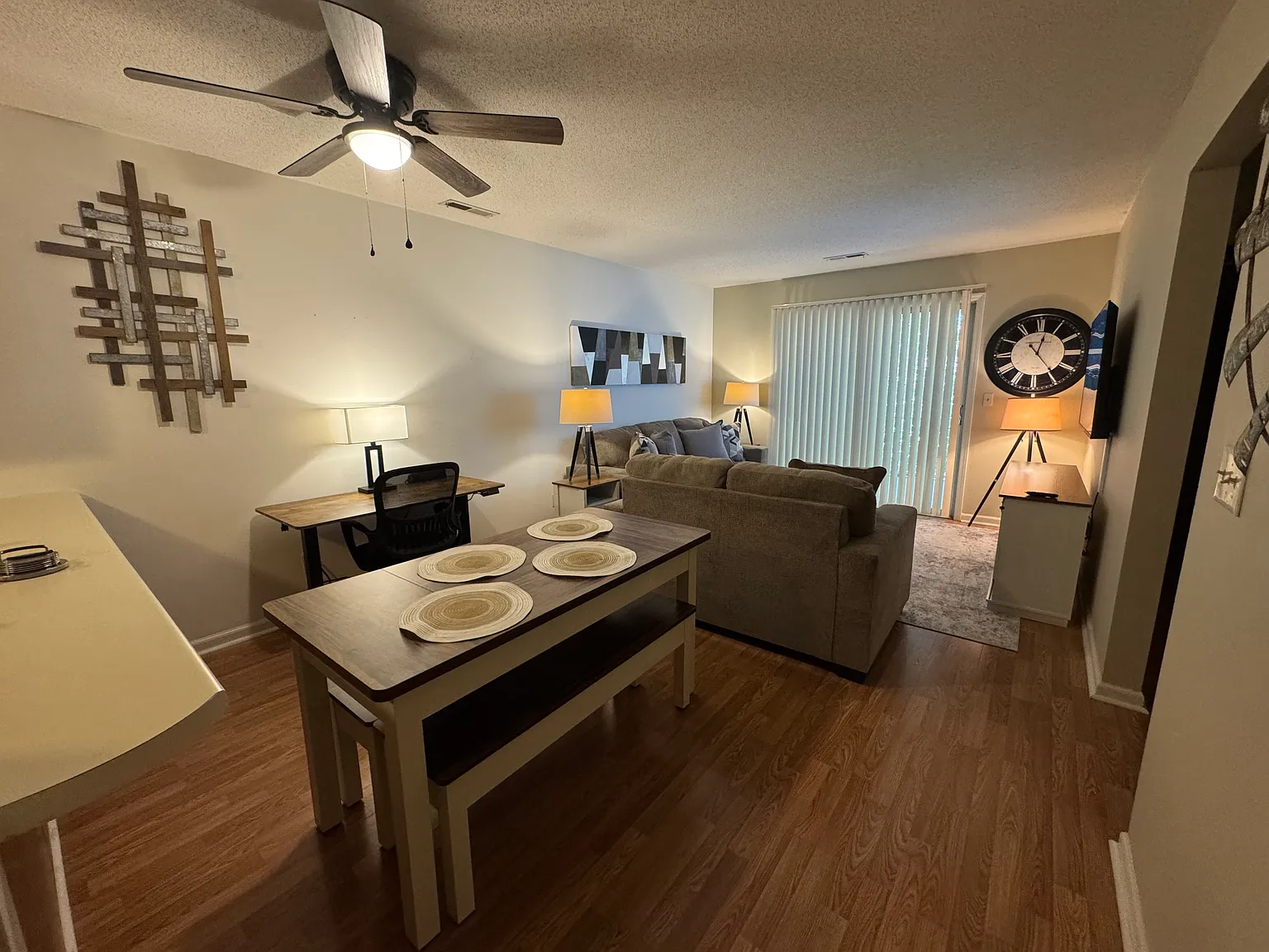 2 bed, $2,400 — Photo 3