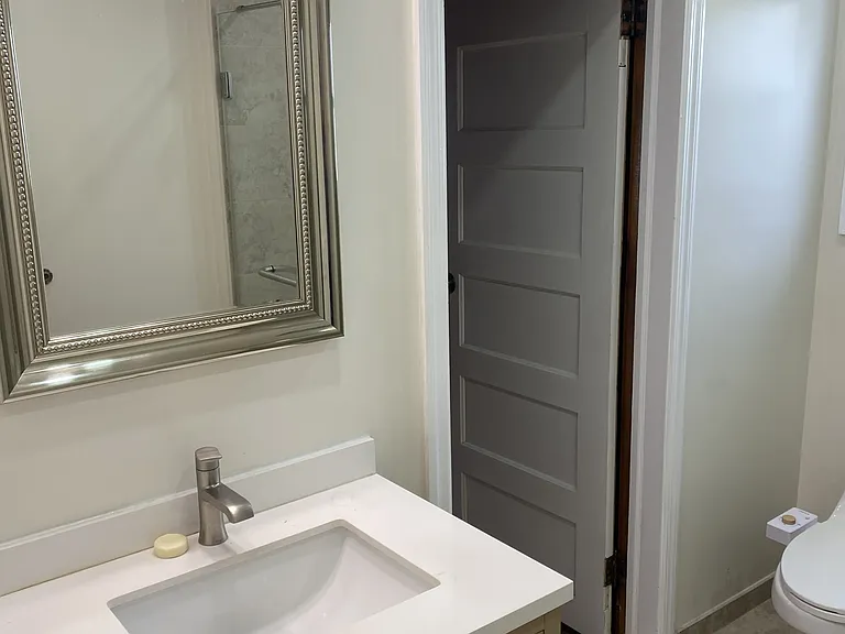 12 Tromp St — Photo 9