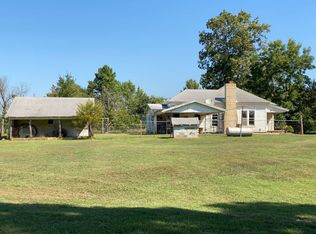 652 N 4230 Rd, Hugo, OK 74743