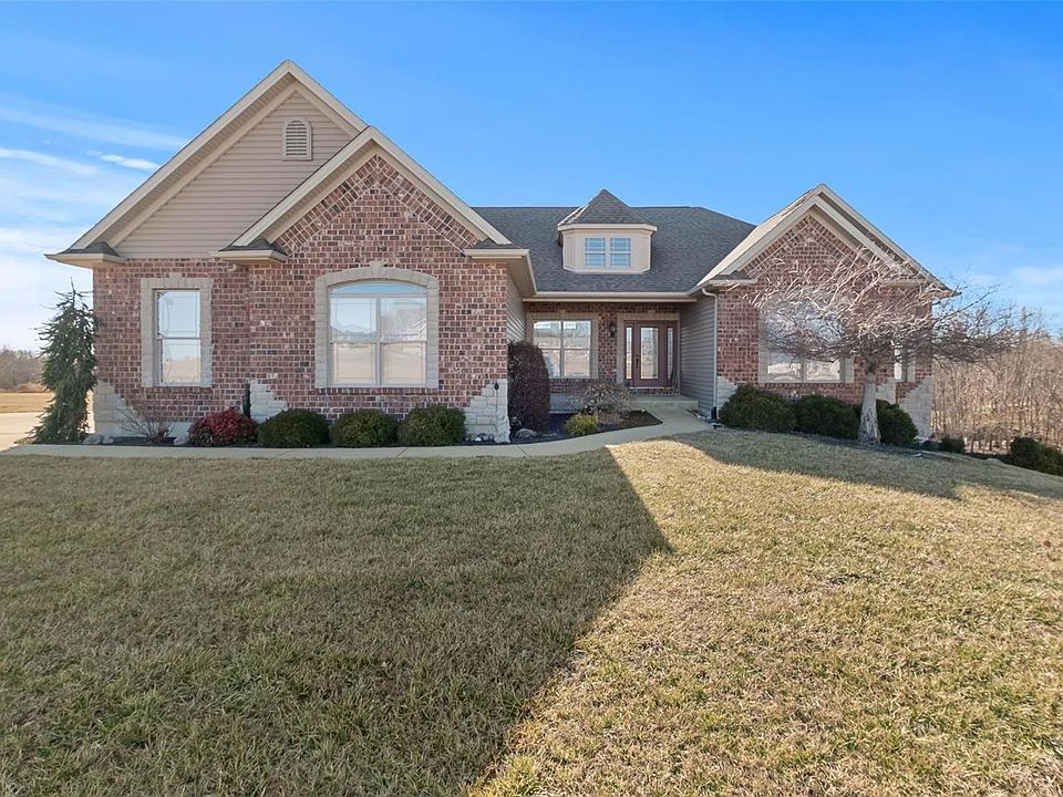 1st image of 241 Mallard Pointe Blvd