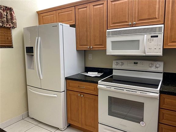 2nd image of 8735 Ramblewood Dr APT 112