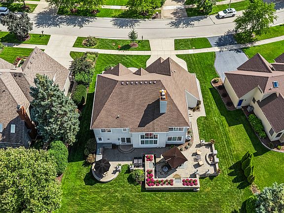 4th image of 2267 Glouceston Ln