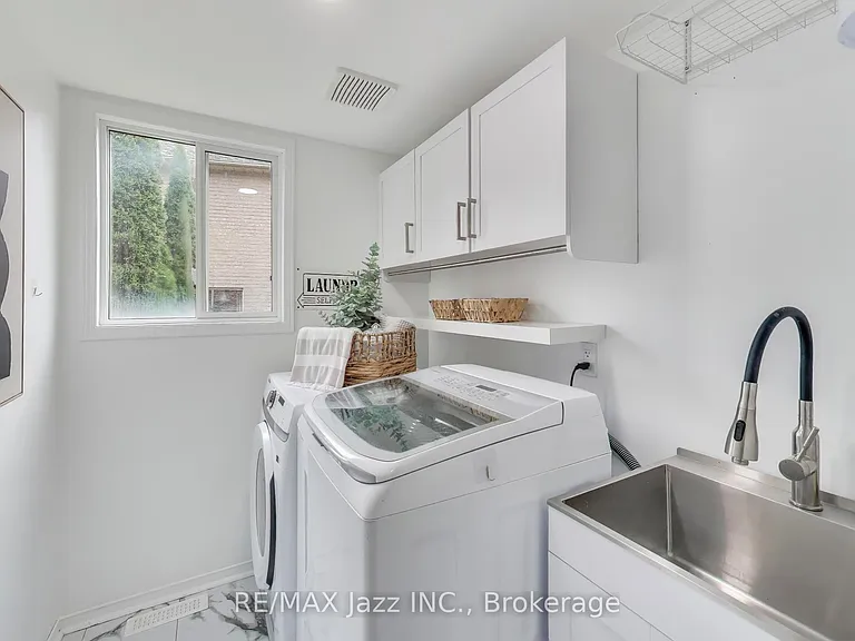 9 Maconnachie Pl — Photo 12
