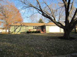 405 Zay Dr, Excelsior Springs, MO 64024