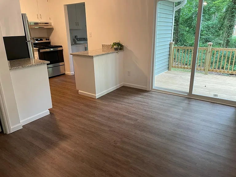 608 Carolina Ave — Photo 10