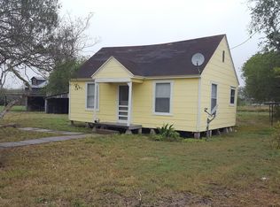 5615 Mary Grover St, Robstown, TX 78380