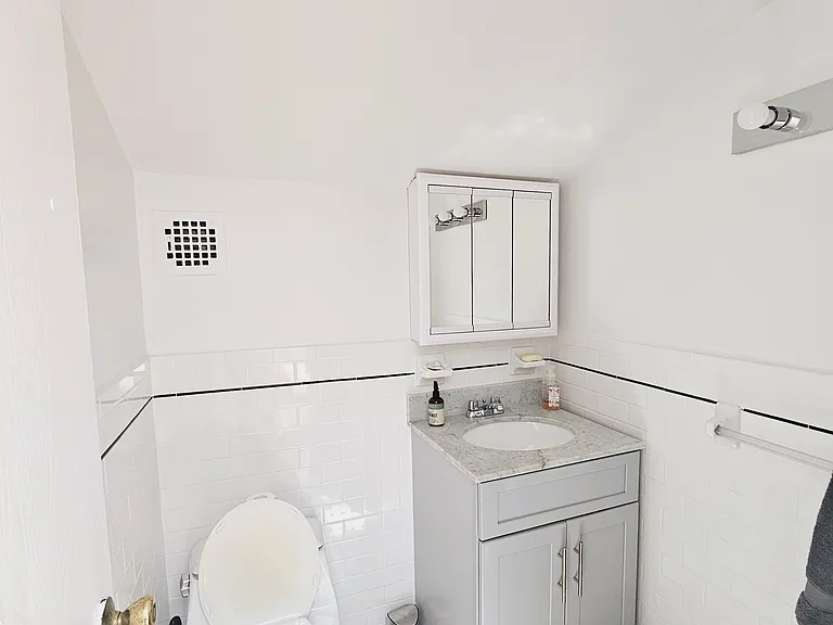 160 Bleecker St #PH10BE — Photo 7
