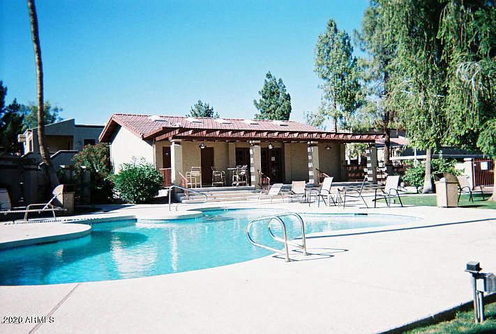 1st image of 850 S River Dr Unit 1050