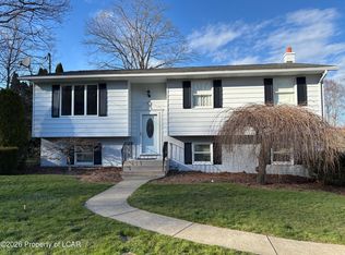 176 Circle Dr, Harding, PA 18643