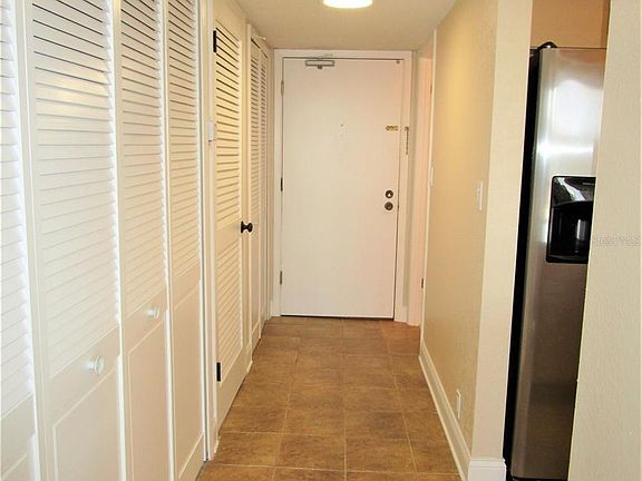 5th image of 255 Dolphin Point #205