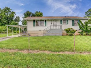 100 Sequoia Ln, Oak Ridge, TN 37830
