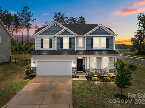 7604 Tanglewood Way, Denver, NC 28037