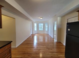 63 Johnson St FLOOR 3, Lynn, MA 01902