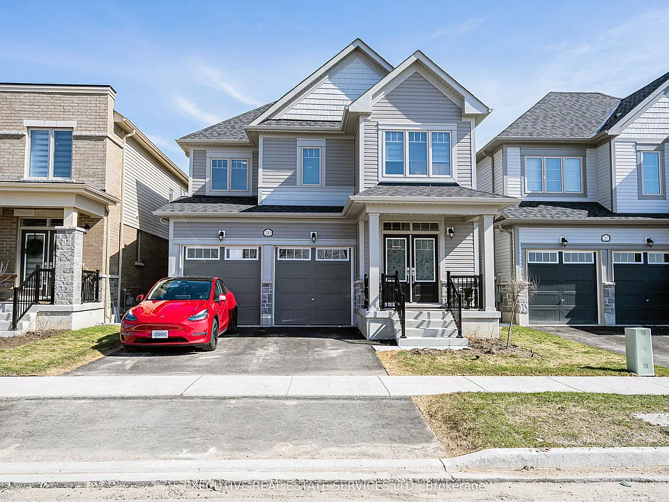 283 Rea Dr N
