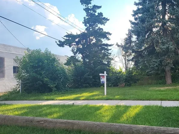 13927 Piedmont St, Detroit, MI 48223
