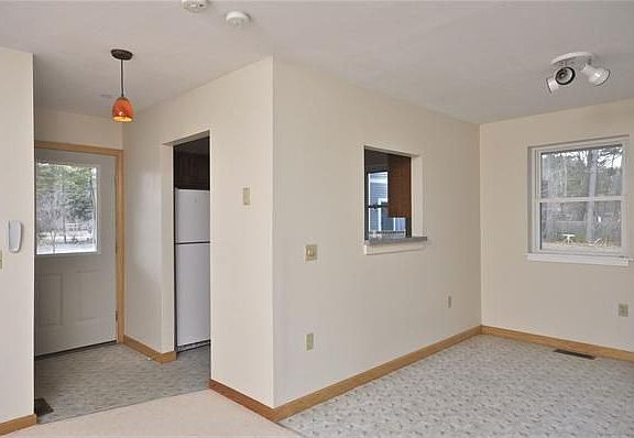 Entry, kitchen, diningroom