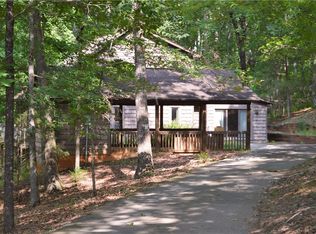 6020 Rill Ct, Seneca, SC 29672