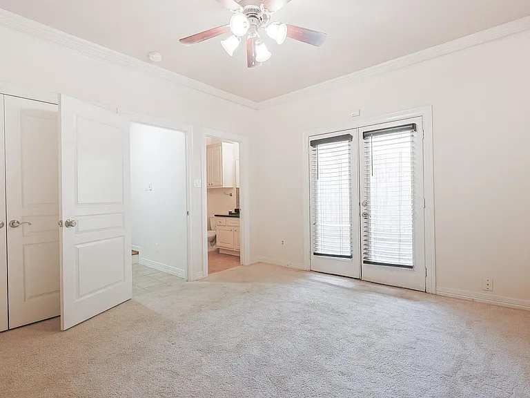 2540 Prospect St #C — Photo 21