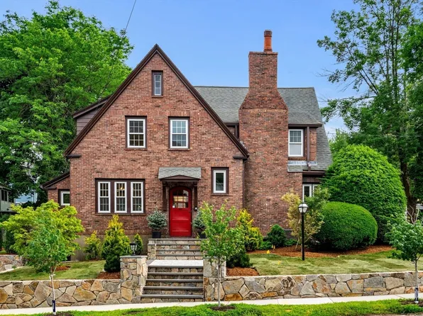 146 Fairview Ave, Belmont, MA 02478