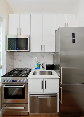 Rented by Furnished Habitat | media 18