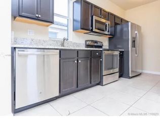 17091 SW 94th Way, Miami, FL 33196