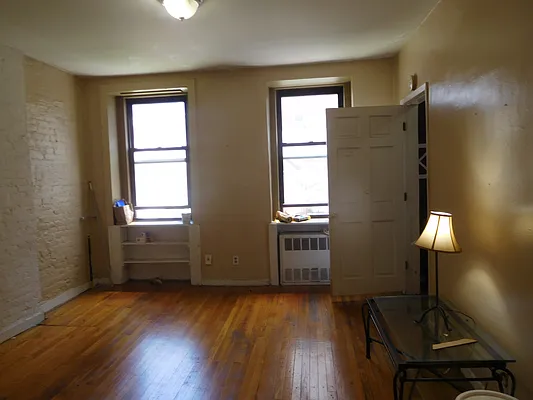 Rented by Jacqueline H Swiskey, LREB | media 26