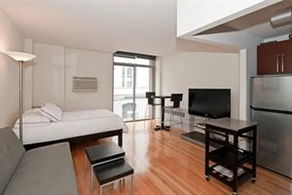 Rented by Douglas Elliman | media 37