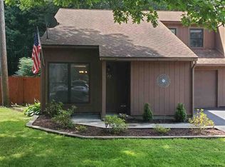 52 Arrow Wood Pl, Malta, NY