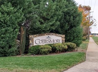 3771 Shadow Ridge Dr, High Point, NC 27265