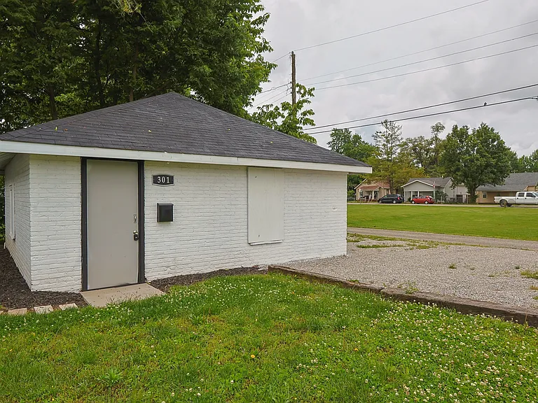 303 Hope Ave — Photo 14