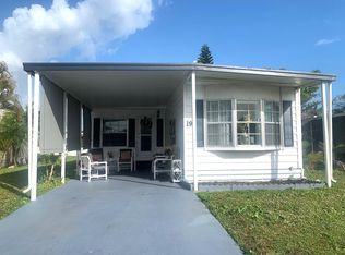 19 Galeria Way, Pt Saint Lucie, FL 34952