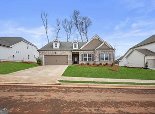 200 Wingate Dr, Winder, GA 30680