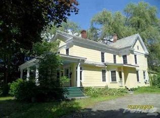 53 Riverside Dr, Chestertown, NY 12817