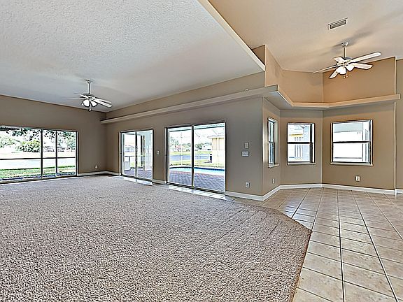 2nd image of 3412 Tipperary Dr