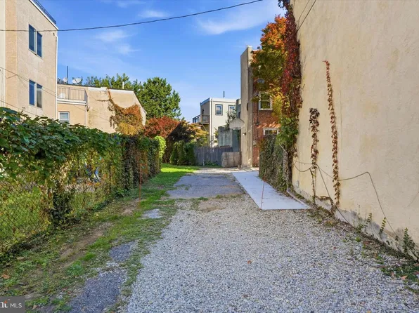 335 Poplar St #337, Philadelphia, PA 19123