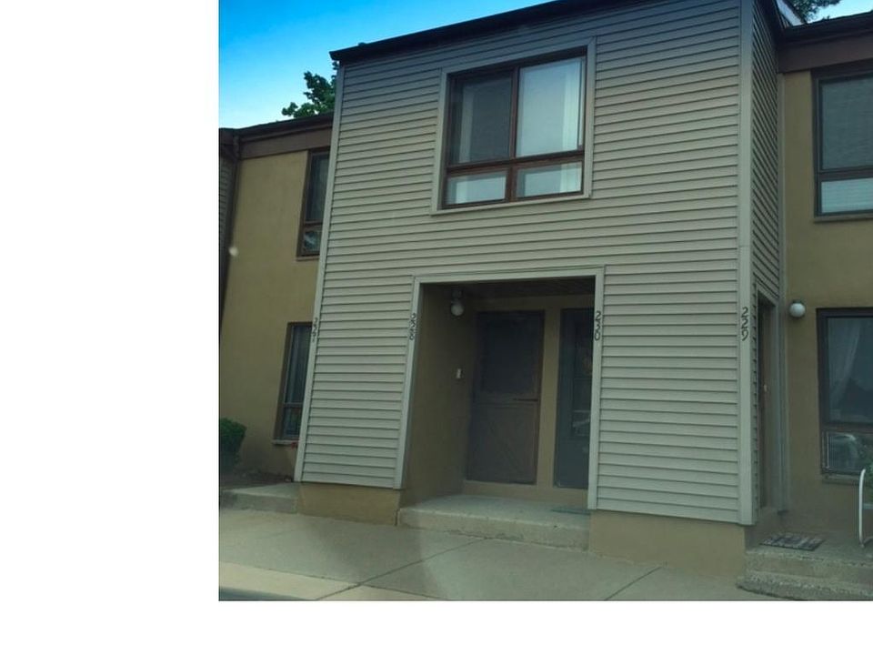 1st image of 228 James Ct