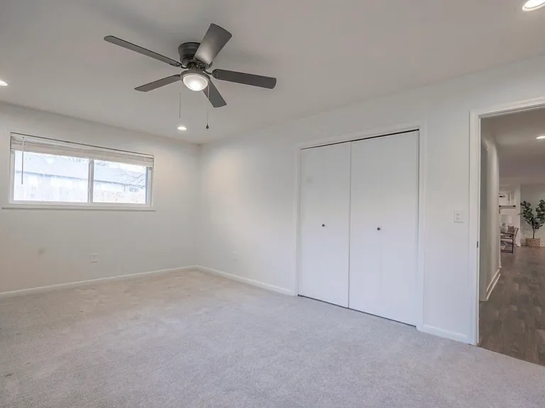 104 N Burr Oak Rd — Photo 21